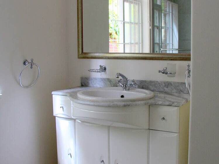 膳宿费 Alphen Lodge Constantia