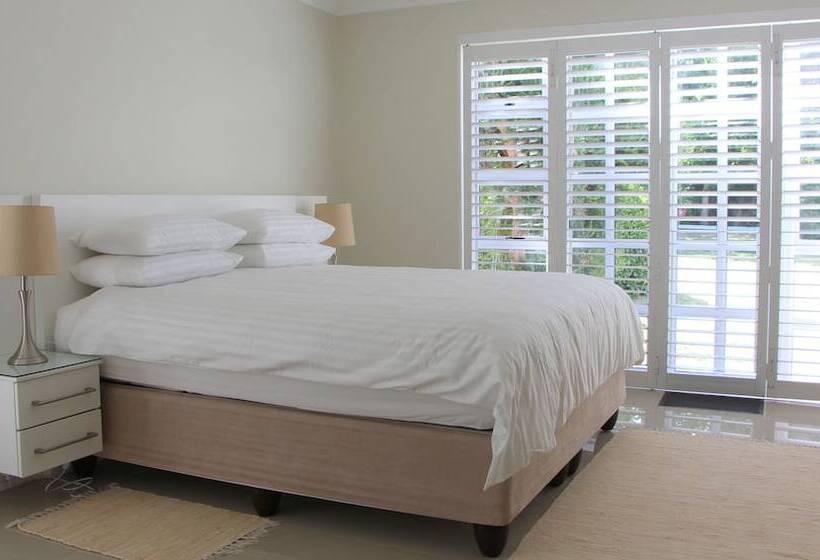 بنسيون Alphen Lodge Constantia