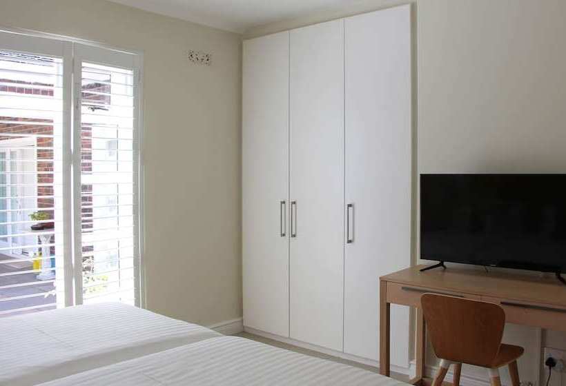 بنسيون Alphen Lodge Constantia