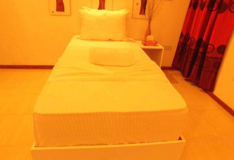 ペンション Dhonveli Residence