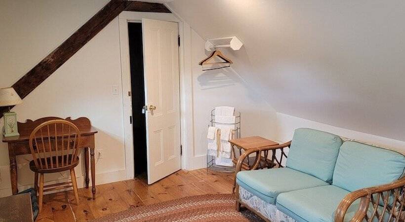 بنسيون Hawks House Inn