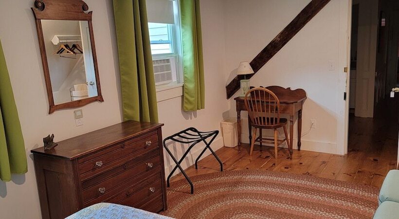 بنسيون Hawks House Inn