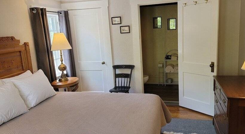 بنسيون Hawks House Inn