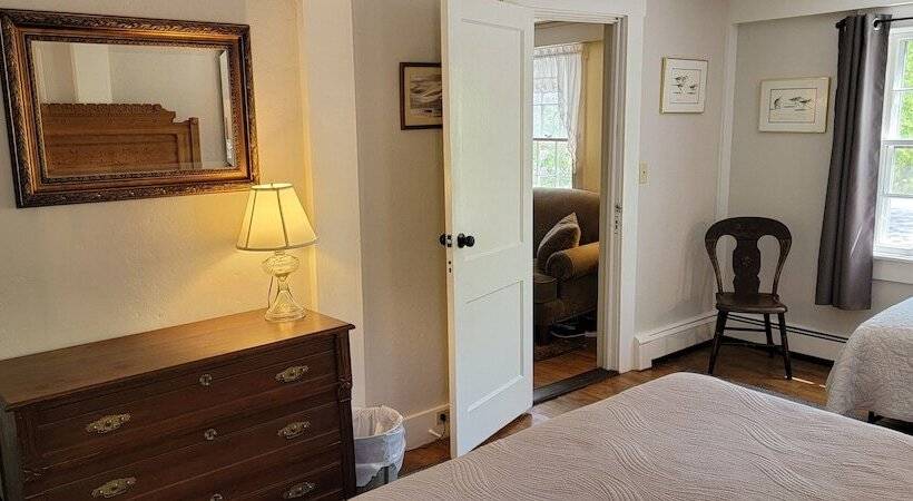 بنسيون Hawks House Inn