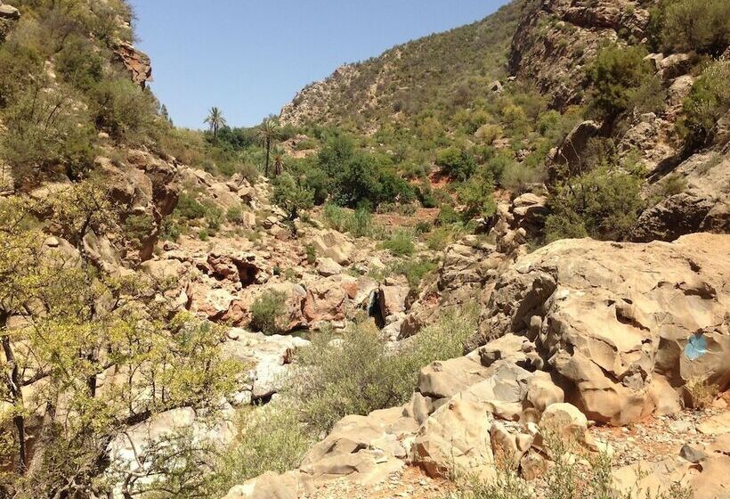 پانسیون Hôtel Restaurant Tifrit