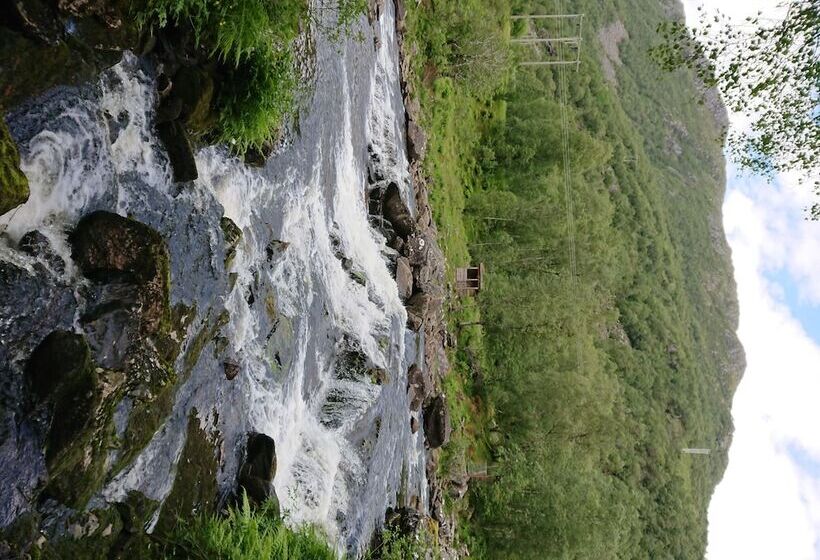 פנסיון Jetmund Gjesteheim