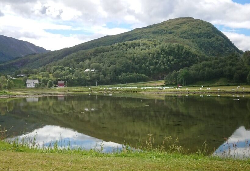 פנסיון Jetmund Gjesteheim