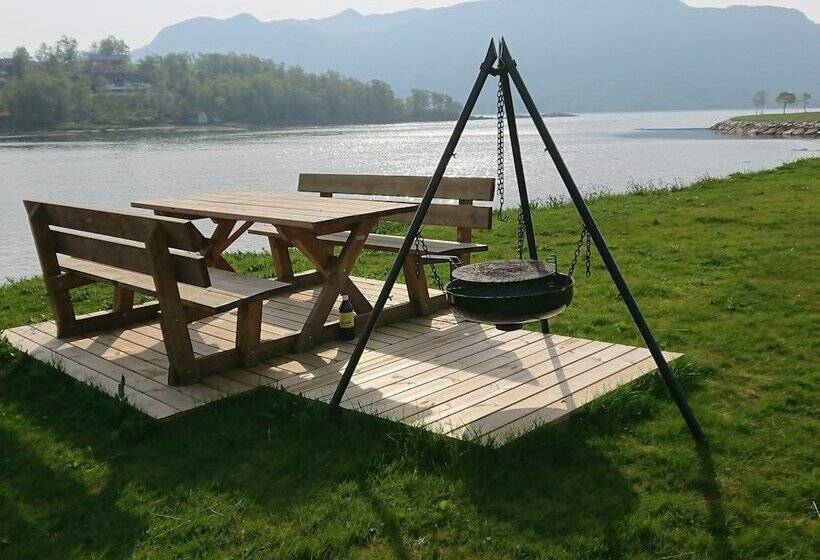 פנסיון Jetmund Gjesteheim