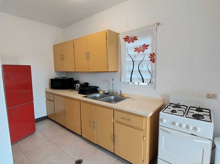 펜션 La Casa De Joy Airport Apartments