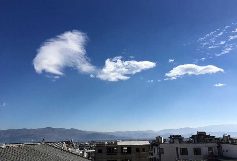 بنسيون Ooh Countryard Inn