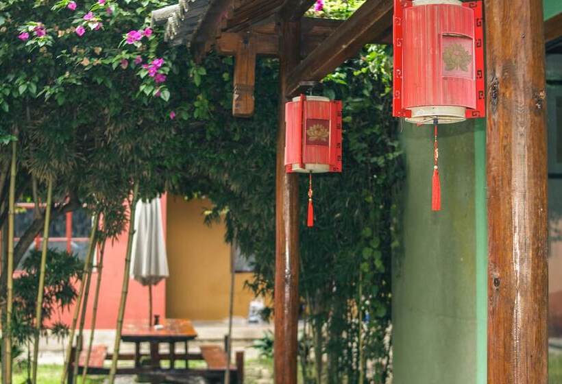 بنسيون Ooh Countryard Inn