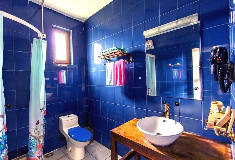 بنسيون Ooh Countryard Inn