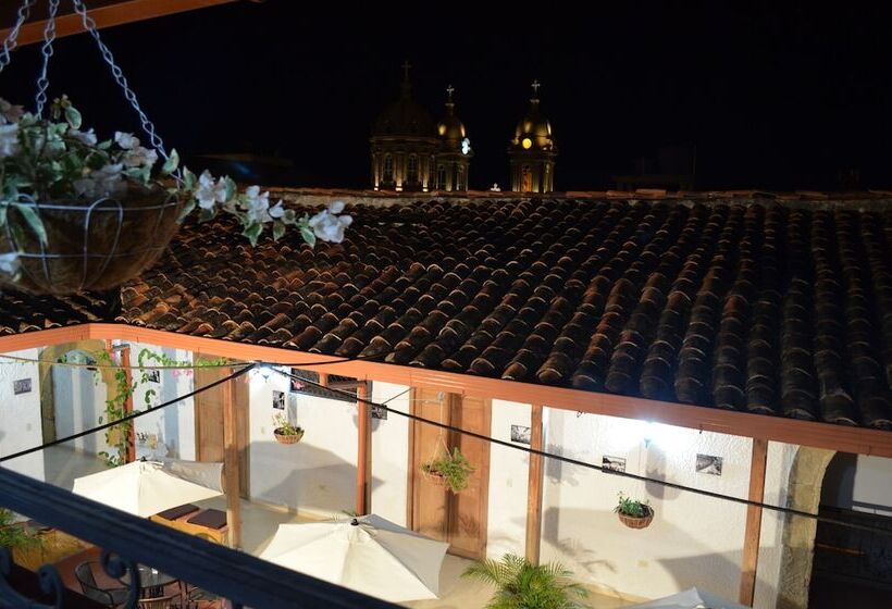 ペンション Posada San Fernando