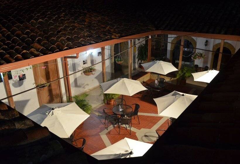 ペンション Posada San Fernando