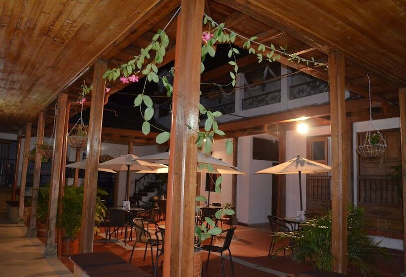 ペンション Posada San Fernando