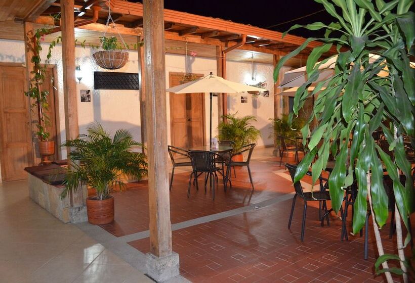 ペンション Posada San Fernando