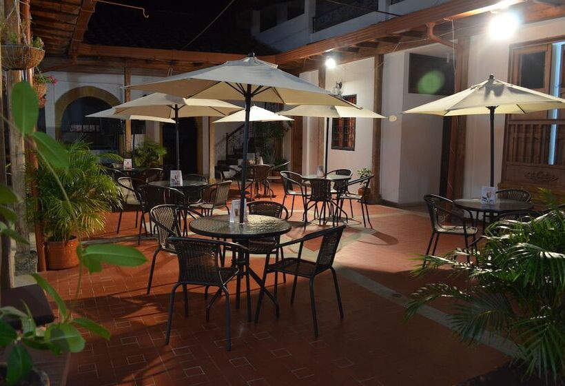 ペンション Posada San Fernando