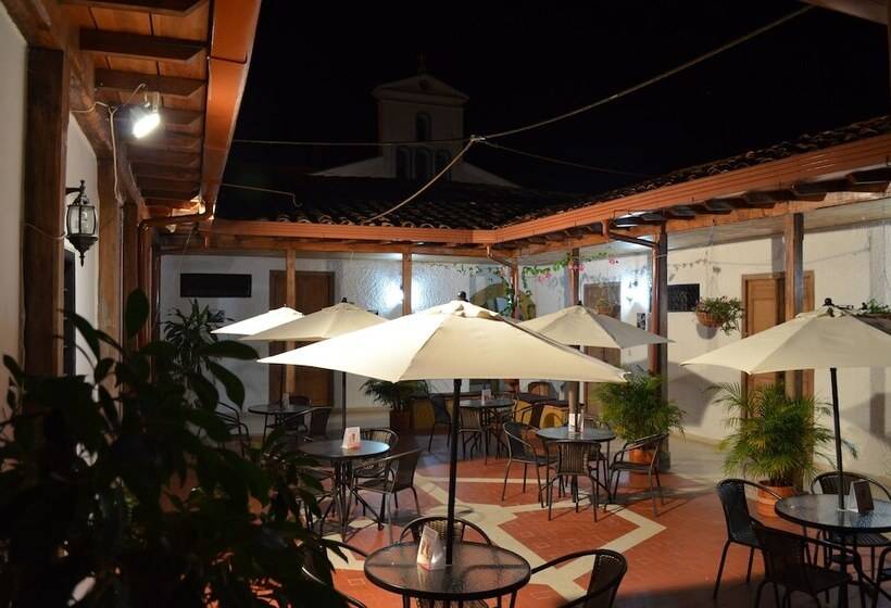 ペンション Posada San Fernando