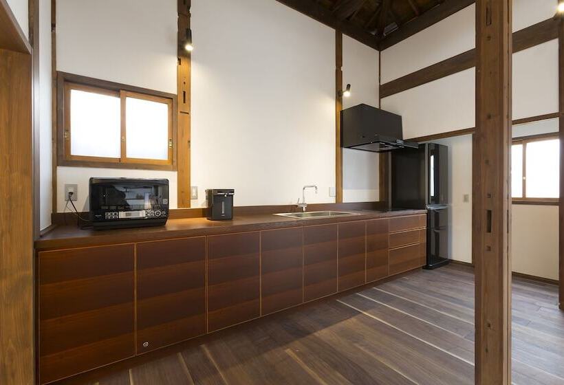 بنسيون Utazu Co Machi No Ie