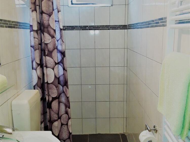 Pension, Seminarräume & Käsemanufaktur Im Leezener Hof