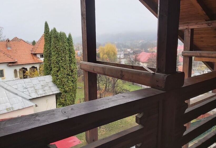 Pensiunea Agroturistica Piscul Soarelui