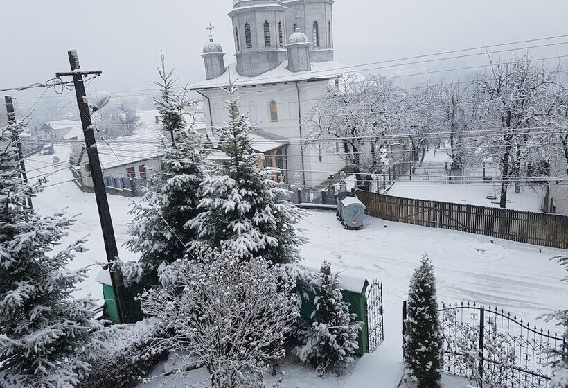 Pensiunea Agroturistica Piscul Soarelui