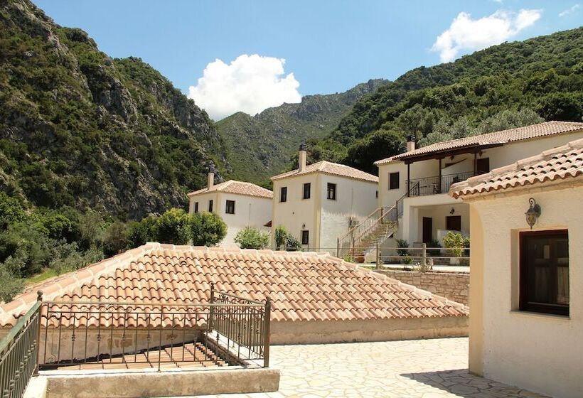 Piges Hotel At Acheron Springs