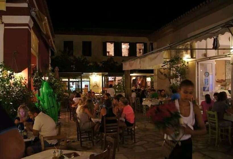 Poseidon Apartments And Villas By The Sea