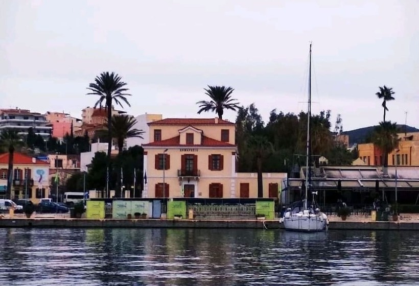 Poseidon Apartments And Villas By The Sea