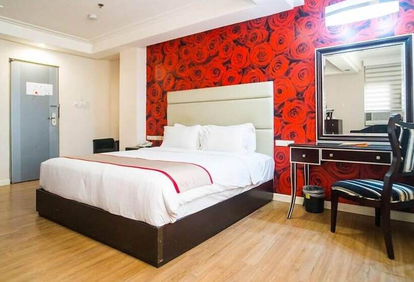 Queen Margarette Hotel   Downtown