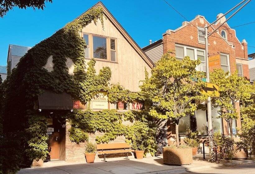 Ray S Bucktown B&b