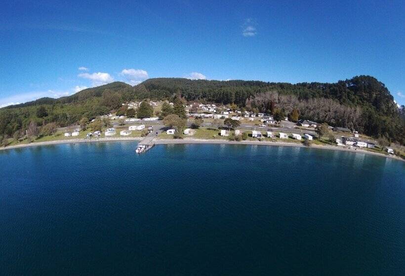 אתר נופש Motutere Bay Top 10 Holiday Park