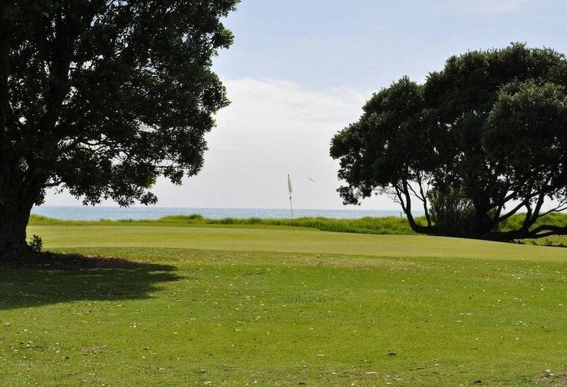 استراحتگاه Urenui Beach Camp