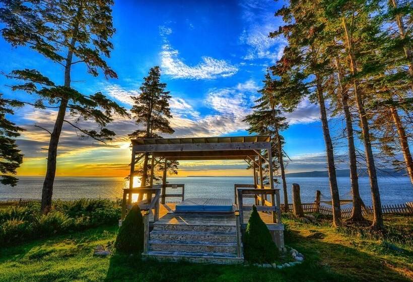 Sea Parrot Ocean View Resort