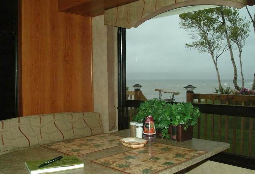 Sea Parrot Ocean View Resort