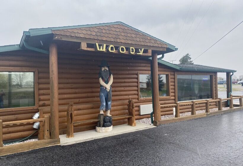 Woodyzzz Motel