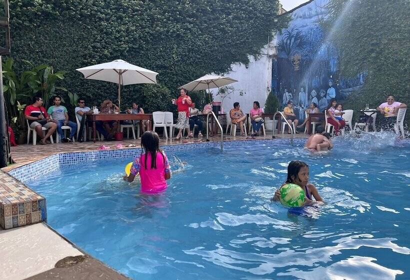 فندق صغير El Cauchero