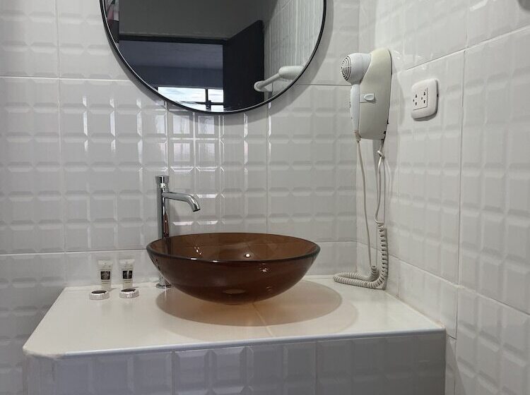 فندق صغير El Cauchero