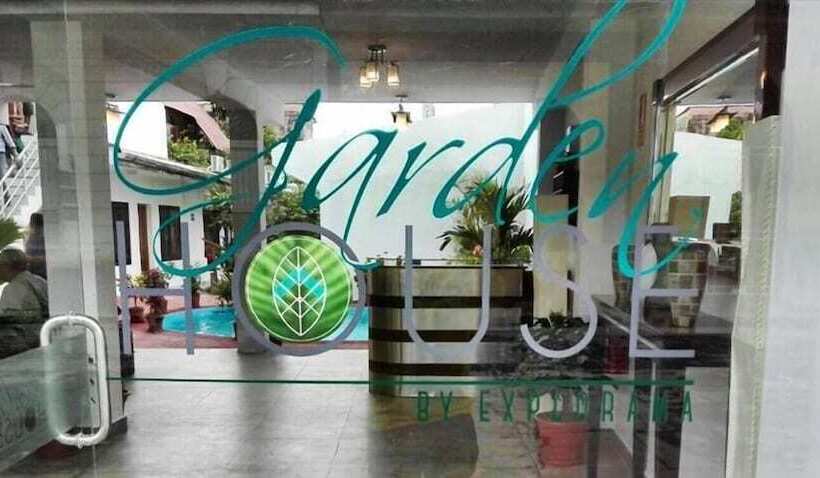 هاستل Jungle House By Explorama