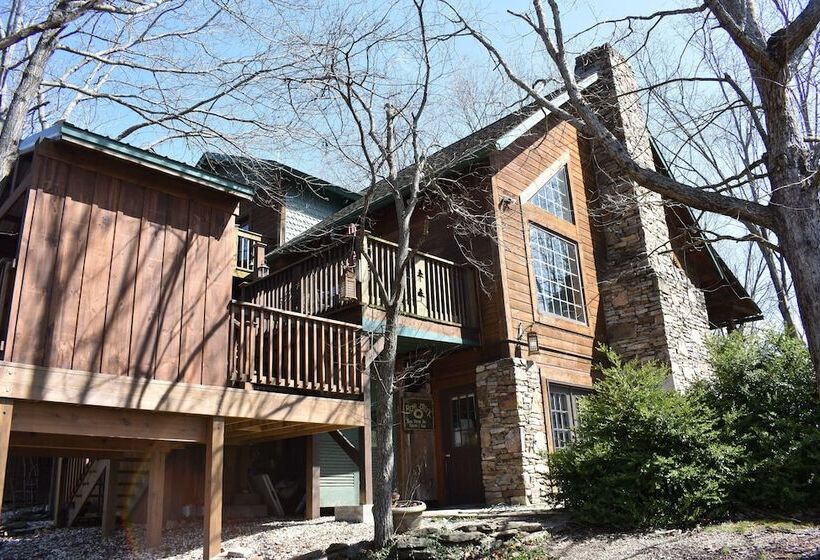 Bear Creek Lodge Cabin Resort