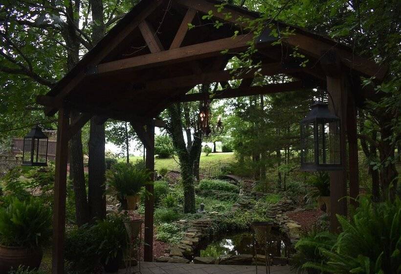 Bear Creek Lodge Cabin Resort