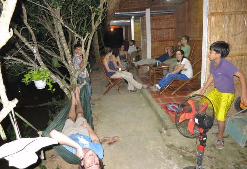 تختخواب و صبحانه My Hoa Mekong Homestay