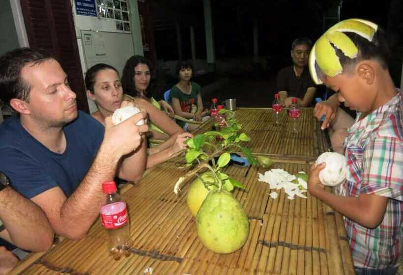 تختخواب و صبحانه My Hoa Mekong Homestay