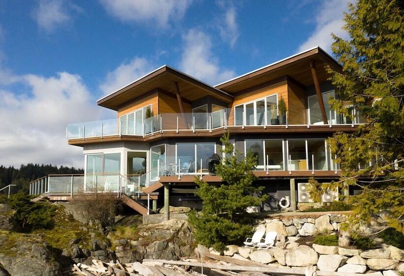 مبيت وإفطار Pointhouse Suites On Sargeant Bay