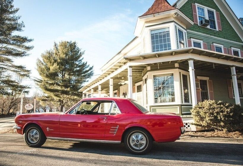 مبيت وإفطار Rosewood Country Inn