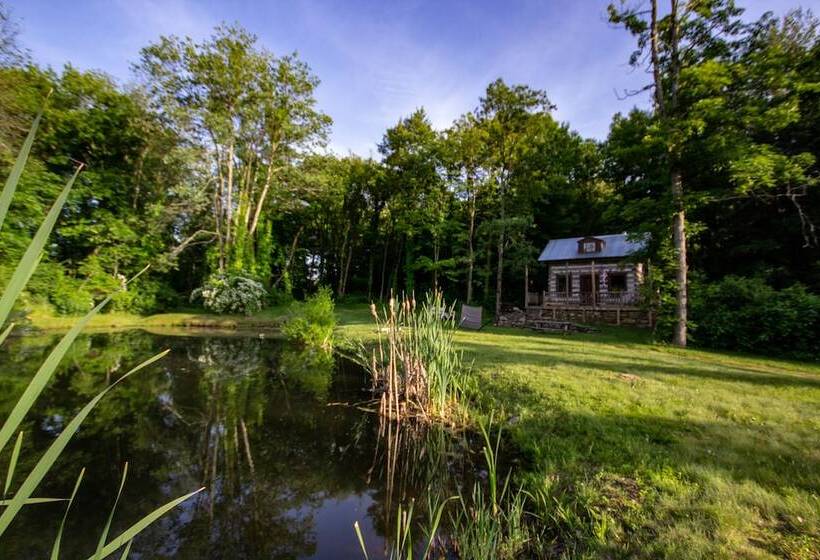 مبيت وإفطار Saint Huberts Lodge