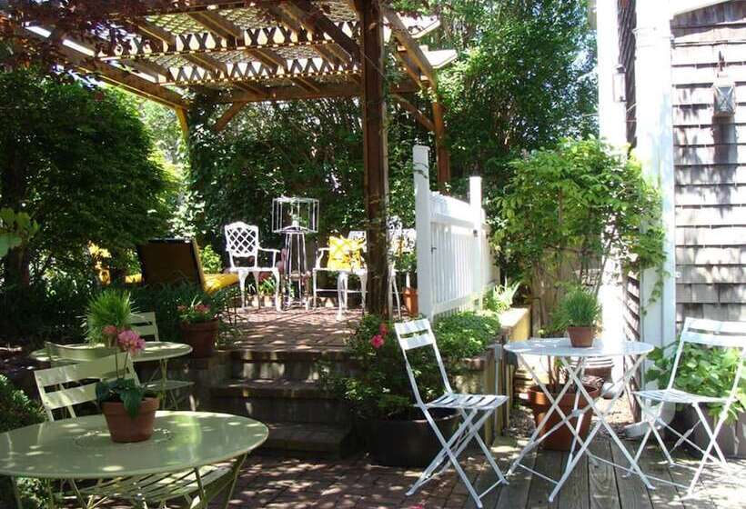 مبيت وإفطار Salt House Inn