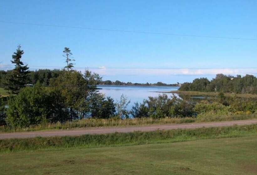 مبيت وإفطار Waterview Rooms