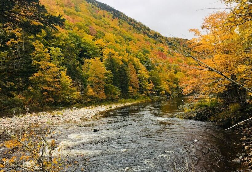 Big Intervale Fishing Lodge