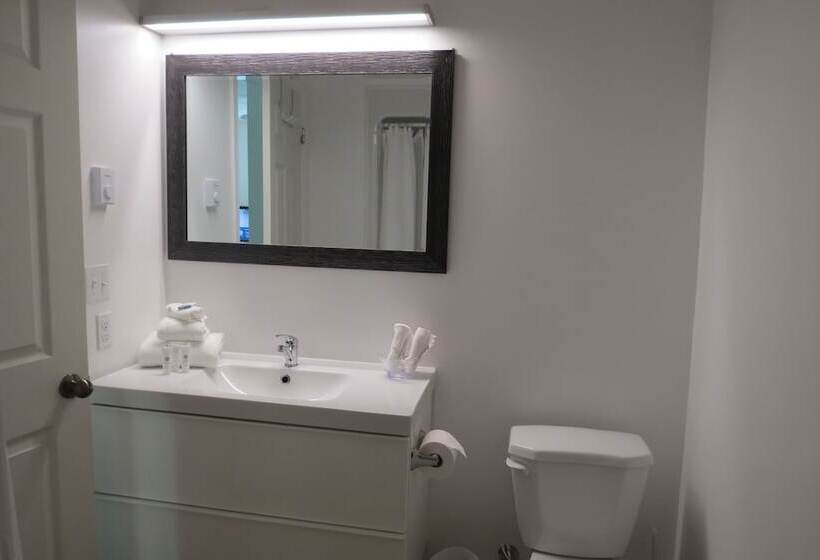 Big Intervale Fishing Lodge